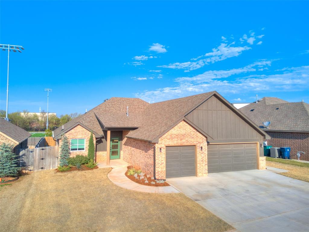 2301 Marjoree Lane Property Photo