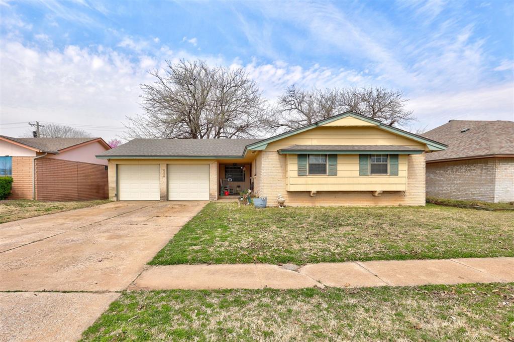 925 Sw 94th Street Property Photo