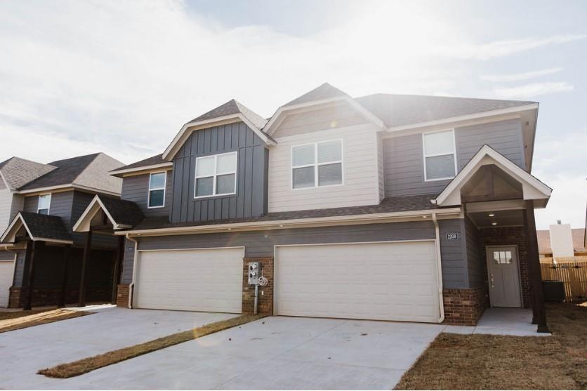 1161018 Property Photo