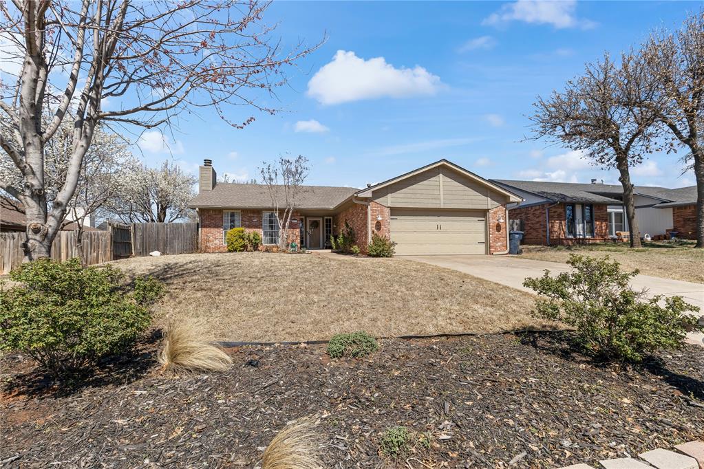 2413 Shady Tree Lane Property Photo