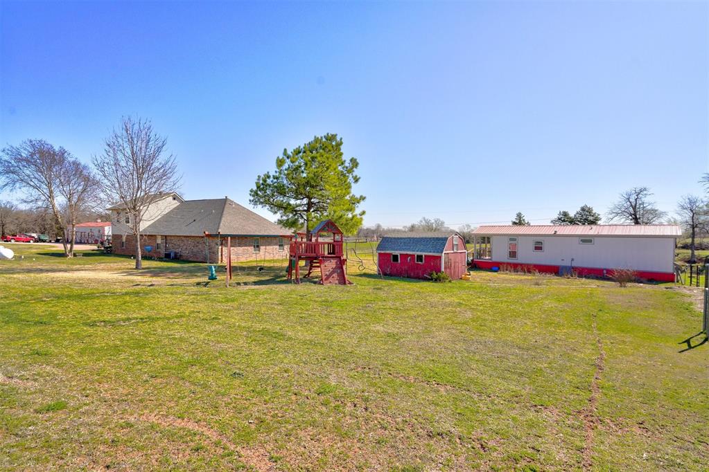 21372 Santa Fe Avenue Property Photo 5