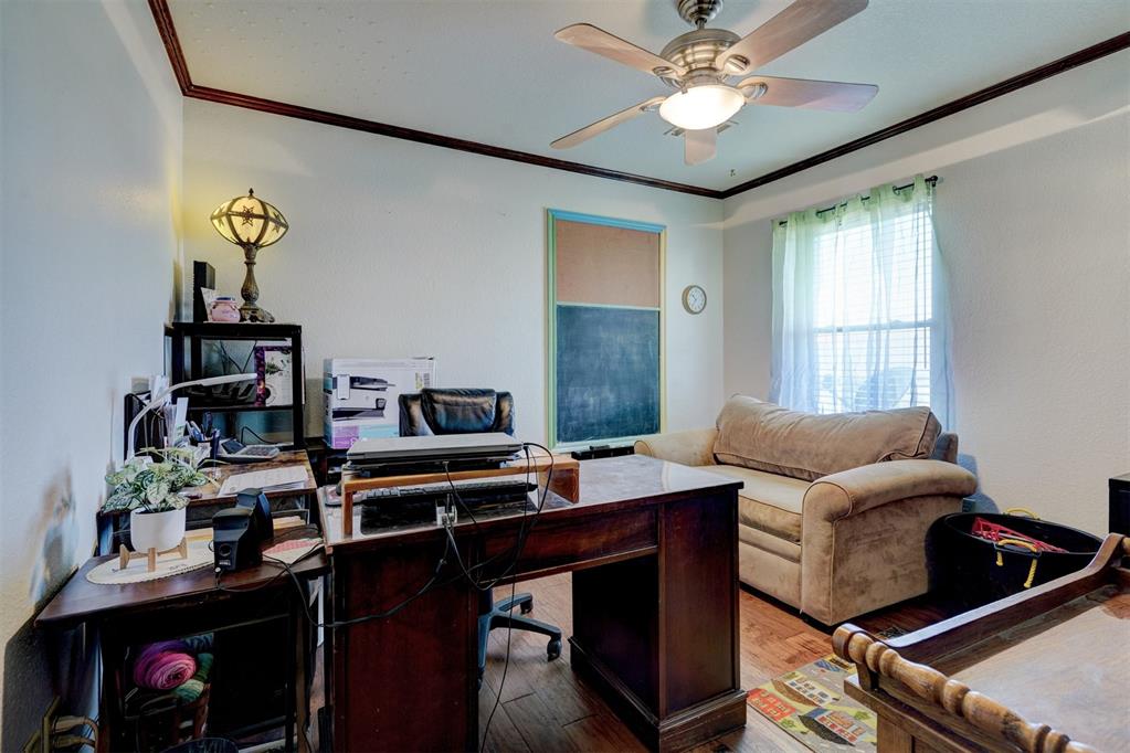 21372 Santa Fe Avenue Property Photo 25
