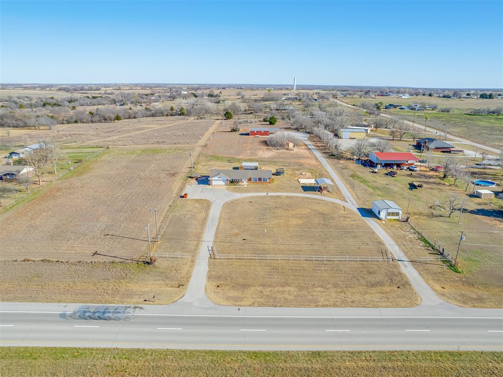 2810 S Highway 81 Property Photo 29