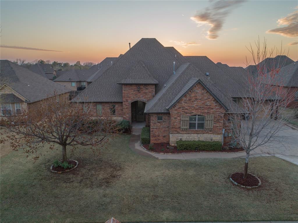 2017 Pembroke Lane Property Photo