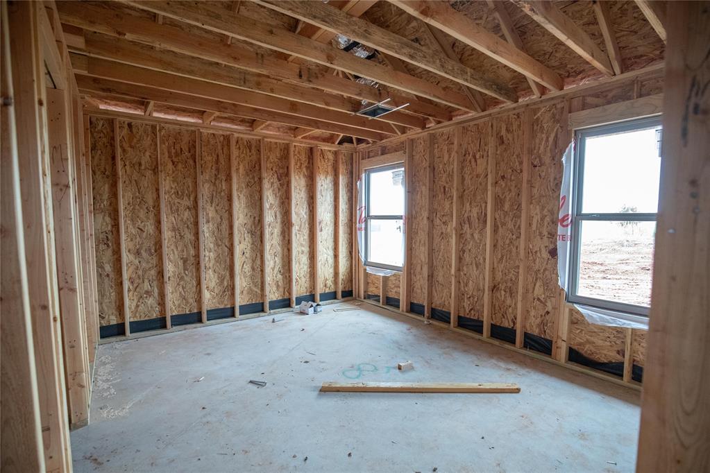 2224 Nw 170th Street Property Photo 3