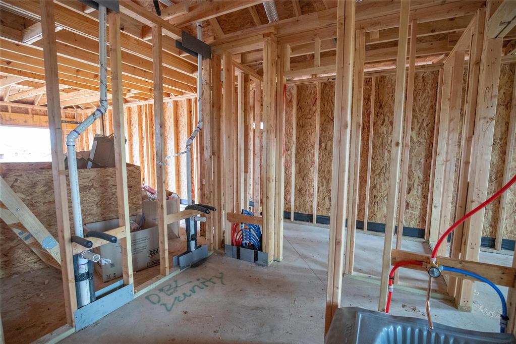 2224 Nw 170th Street Property Photo 6