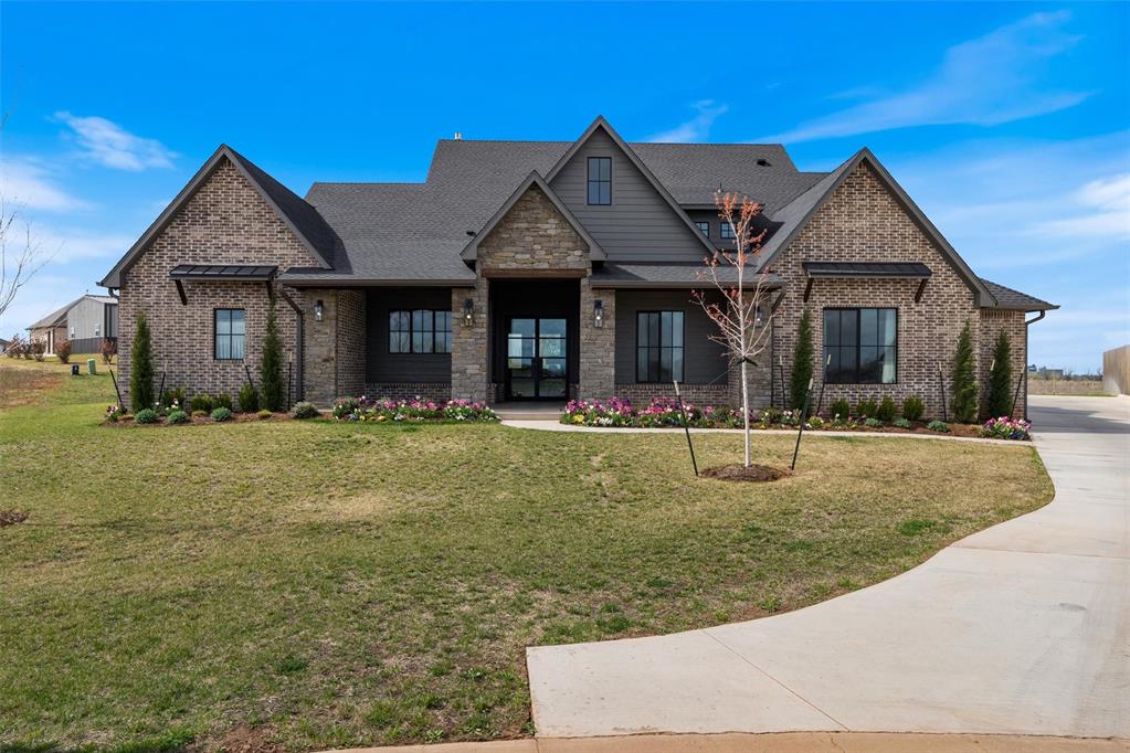 2401 Vlasta Drive Property Photo