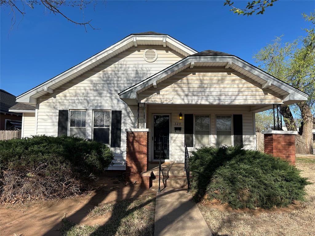 329 N Bailey Street Property Photo