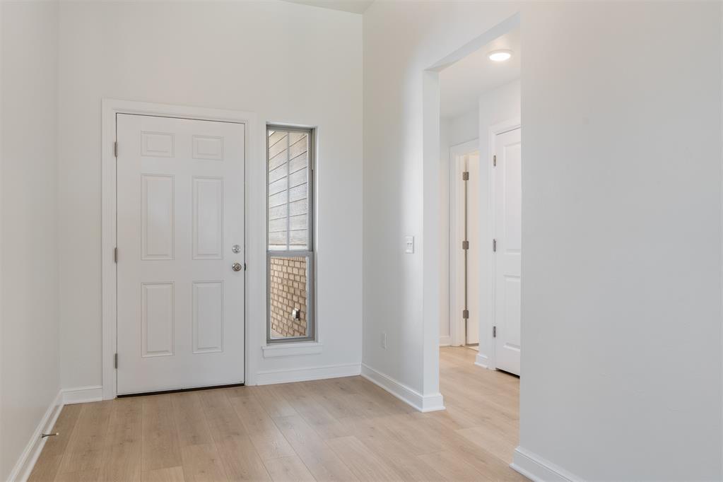 16017 Switchgrass Place Property Photo 4