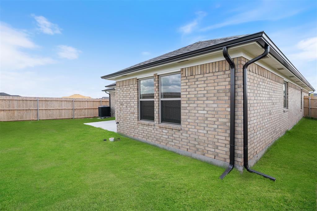 16017 Switchgrass Place Property Photo 40