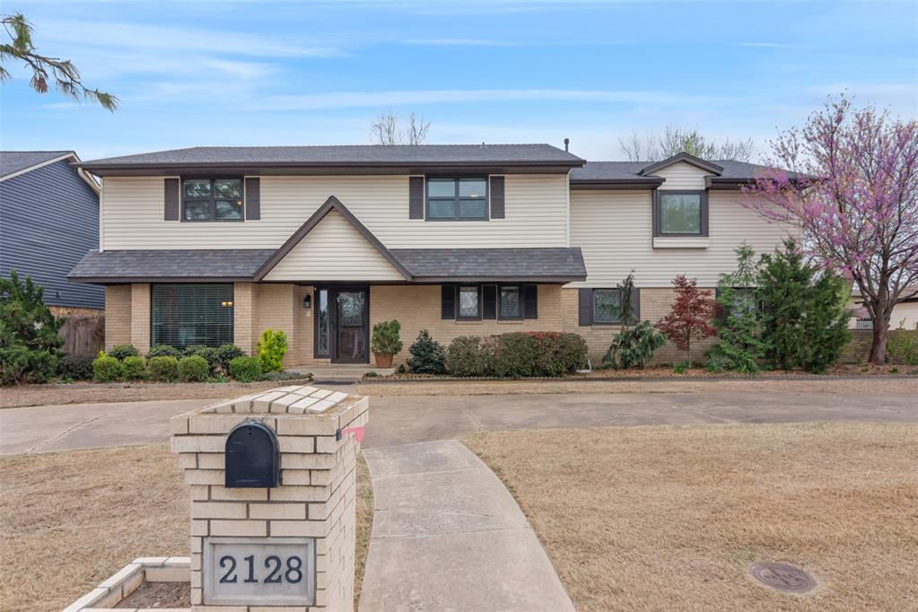 2128 Parkland Way Property Photo