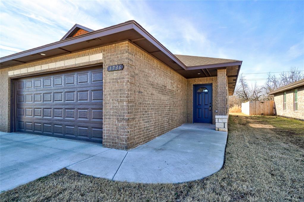 1736 Eighty Niner Terrace Property Photo