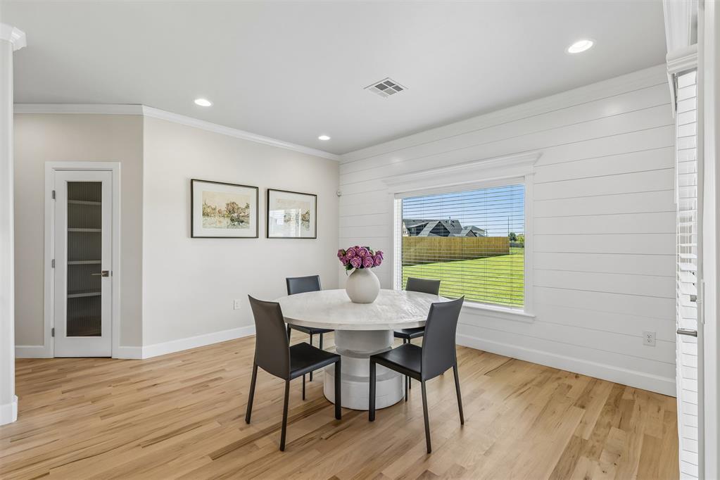 4130 Richards Way Property Photo 15