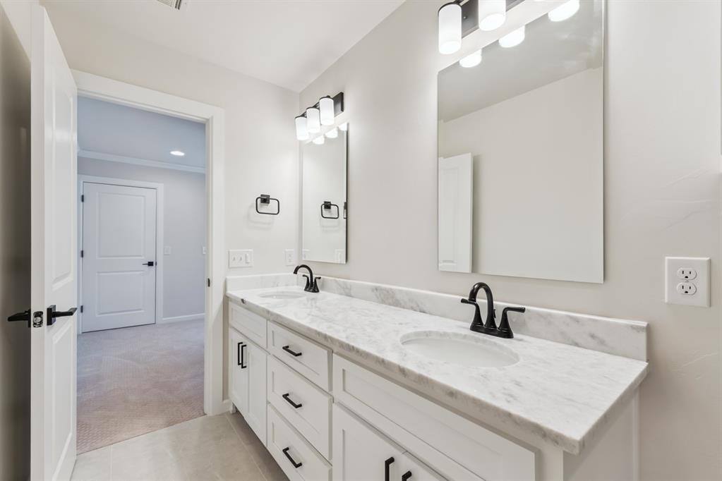 3924 Stone Hollow Lane Property Photo 43