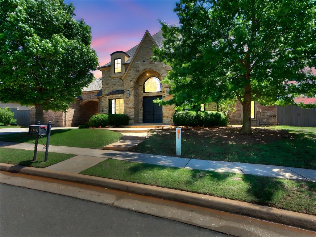 17412 Hawks View Court Property Photo 3