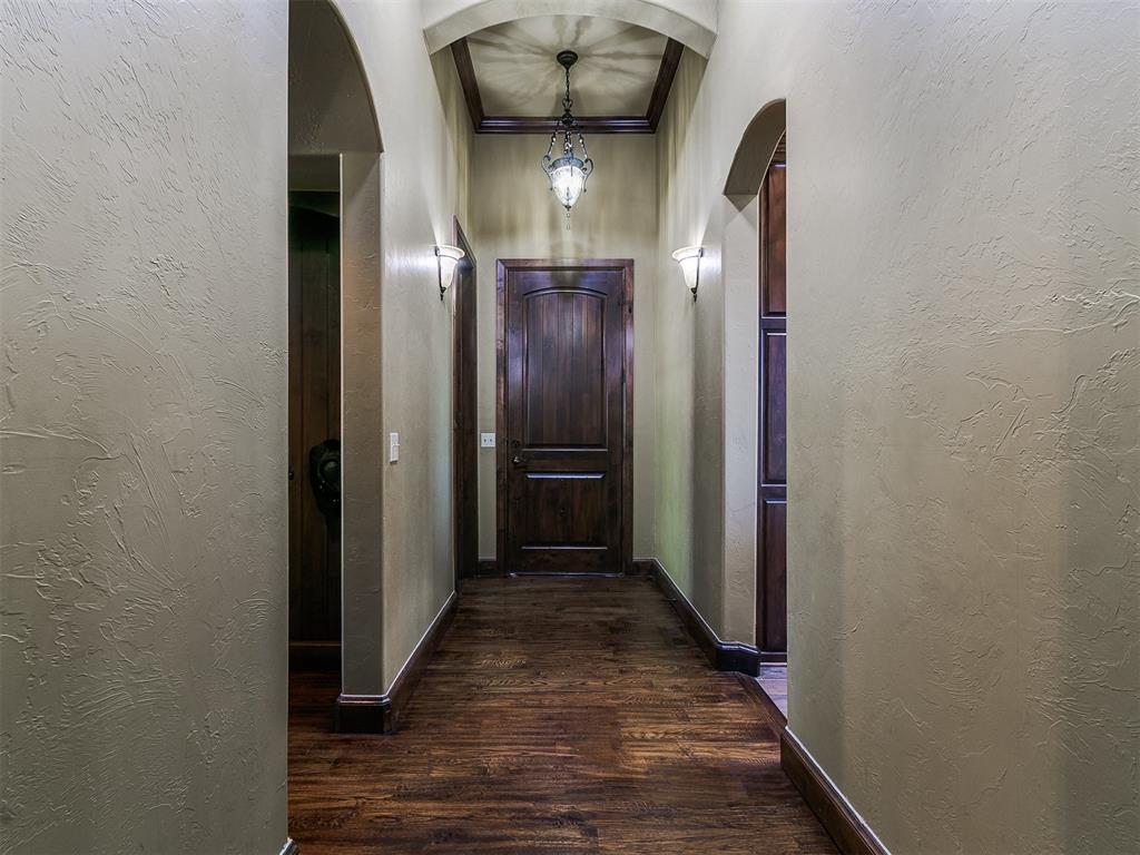 17412 Hawks View Court Property Photo 11