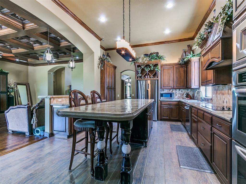 17412 Hawks View Court Property Photo 15