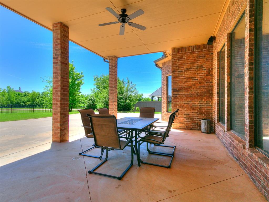 17412 Hawks View Court Property Photo 45