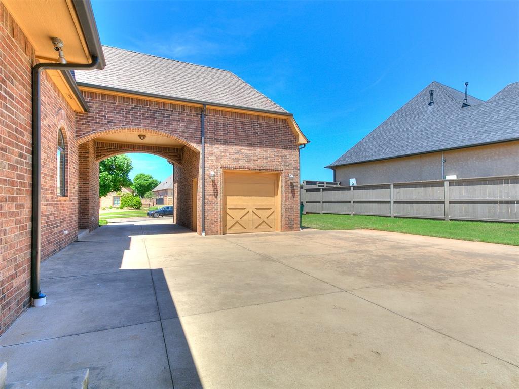17412 Hawks View Court Property Photo 47