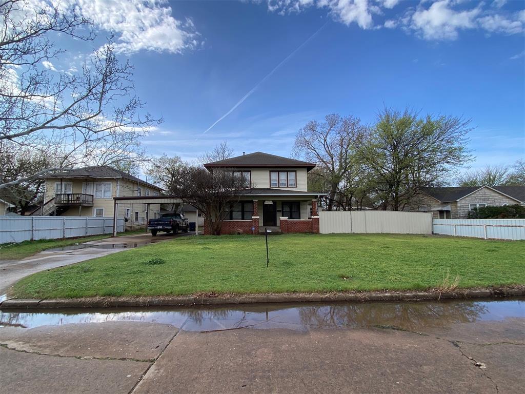 1106 W Spruce Avenue Property Photo 1