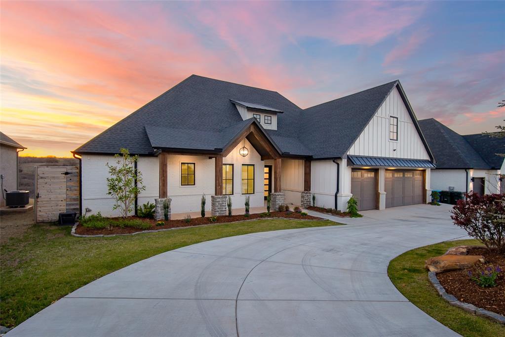1417 Sadie Creek Road Property Photo