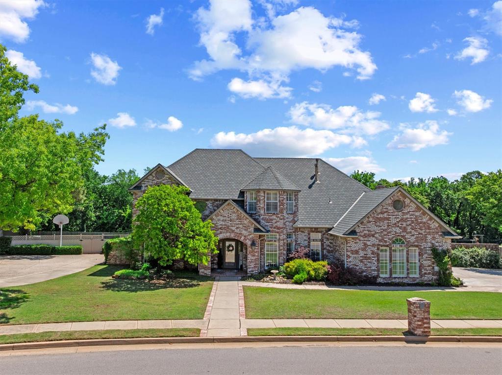 2817 Sweetbriar Way Property Photo