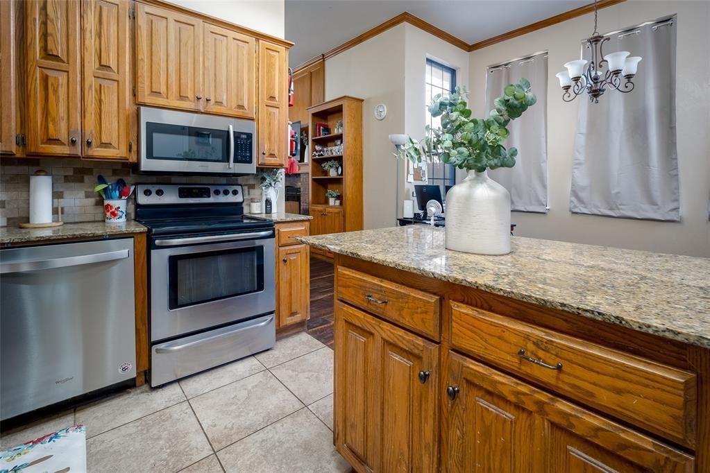 2105 Ne 11th Street Property Photo 4