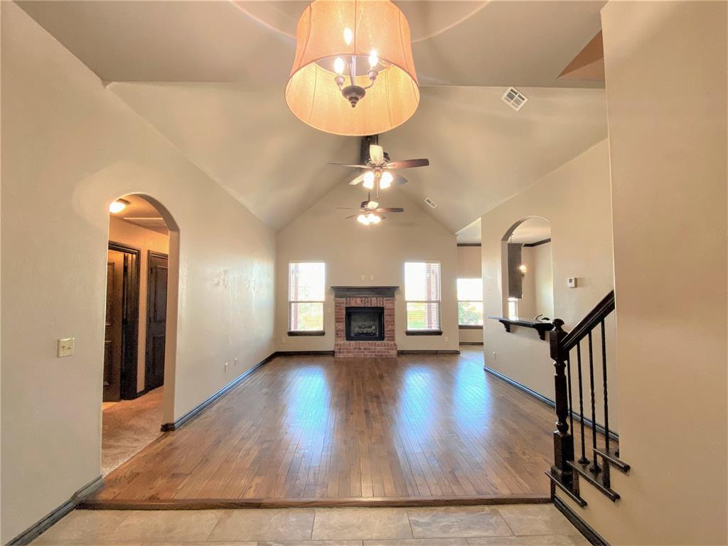 3205 Nw 188th Terrace Property Photo 3