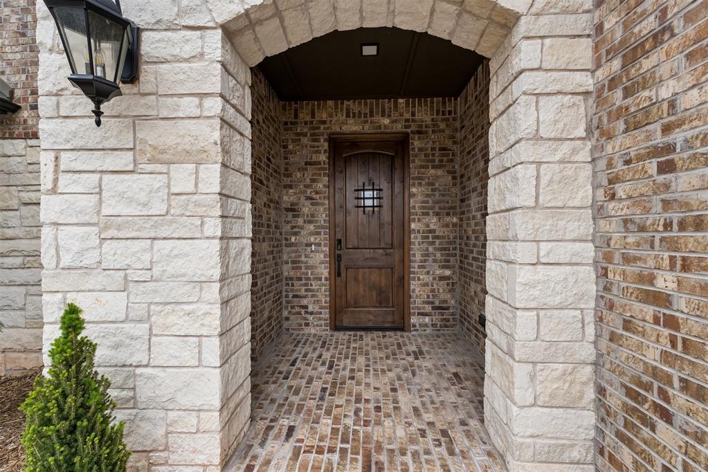 3001 Stone Meadow Way Property Photo 5