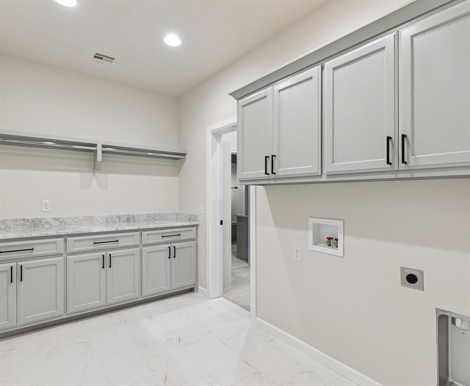 2917 Stone Meadow Way Property Photo 45