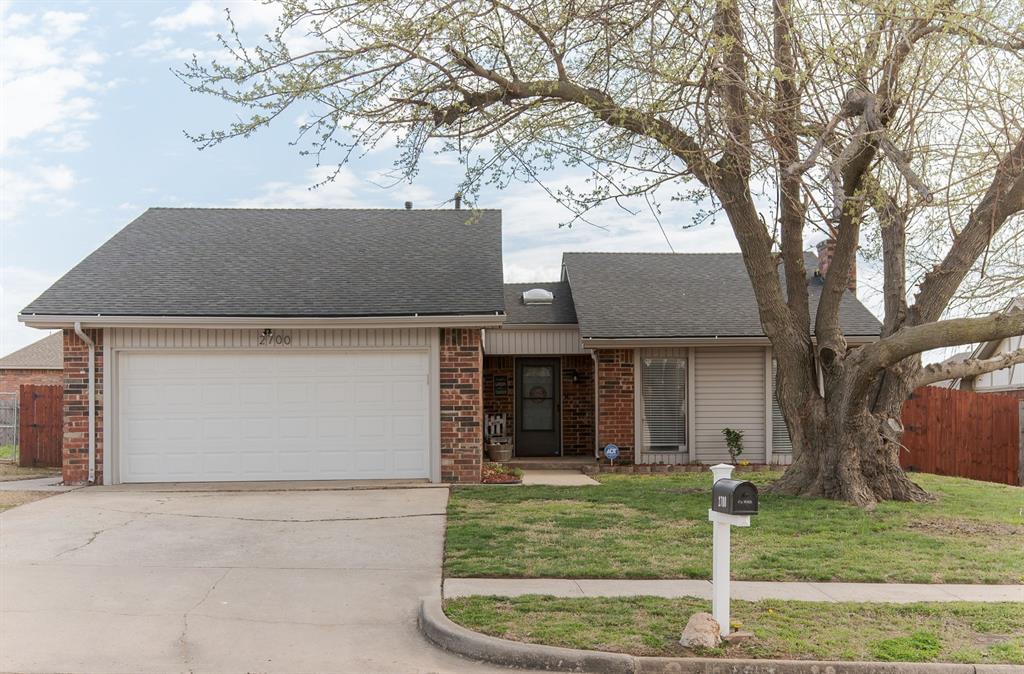 2700 Richardson Drive Property Photo