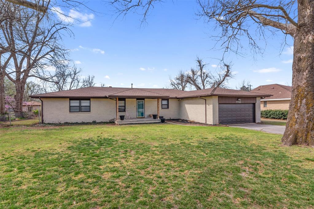 7700 Nw 39th Street Property Photo