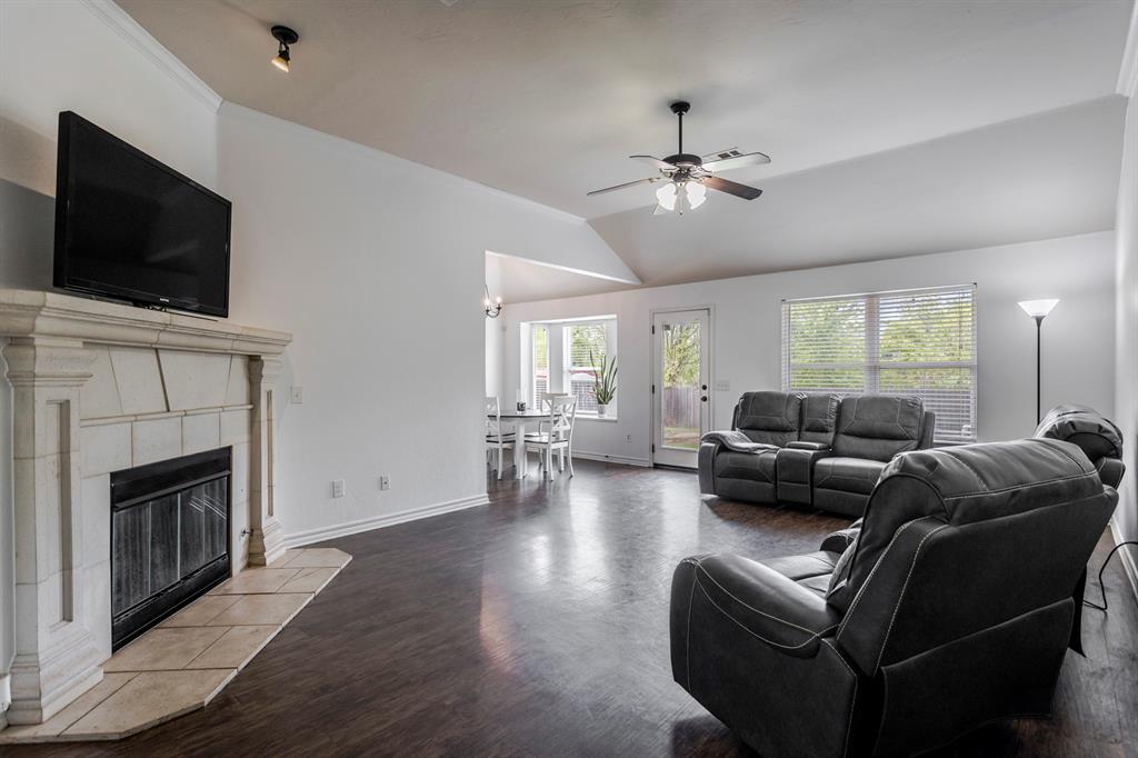 7913 Woodbend Lane Property Photo 11