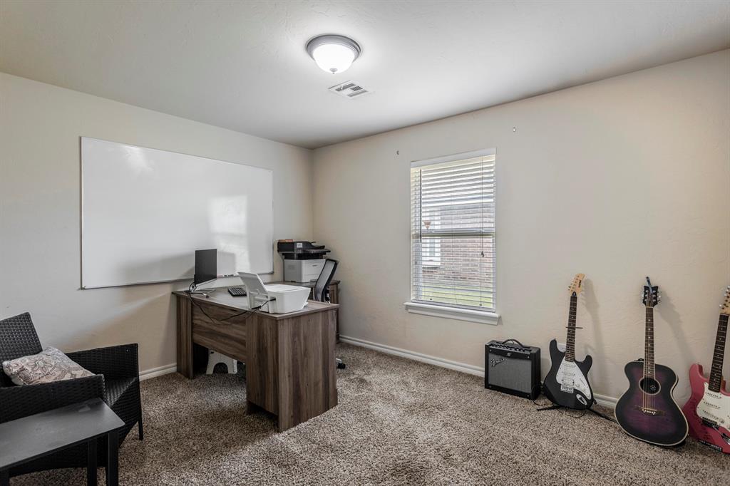 7913 Woodbend Lane Property Photo 16