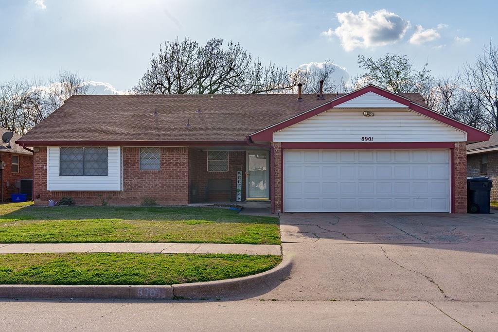 8901 S Kentucky Avenue Property Photo