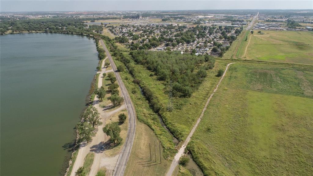 W Overholser Road Property Photo 6