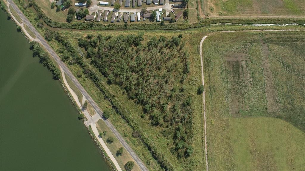 W Overholser Road Property Photo 7