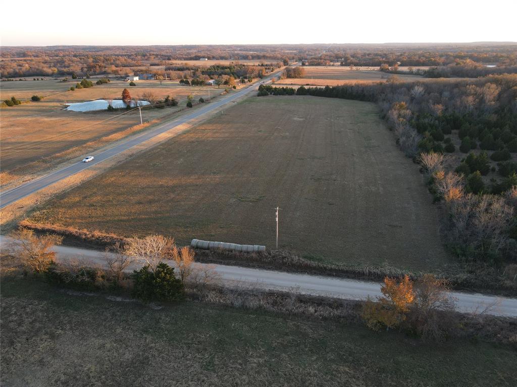 Highway 48 Property Photo 2