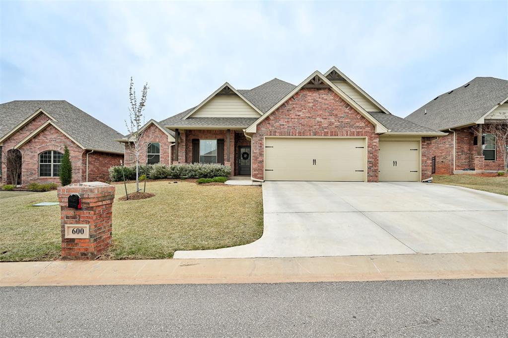 600 Dardanelle Pass Property Photo