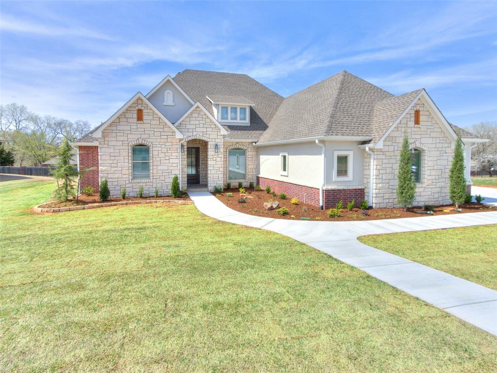 2915 Ridgecrest Drive Property Photo