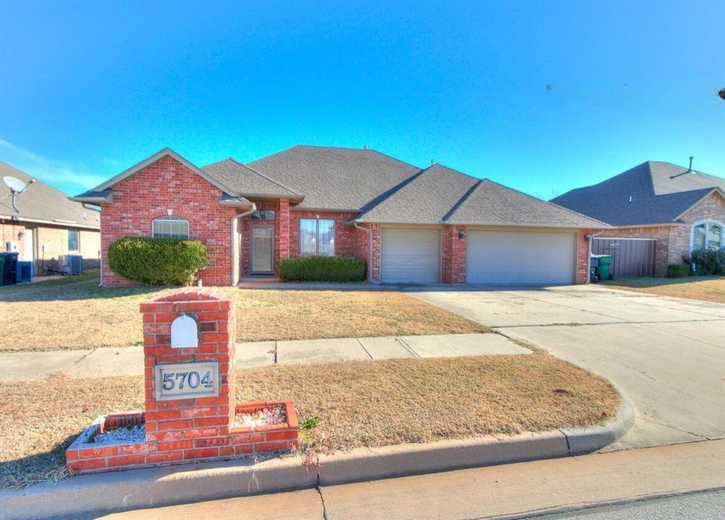 5704 Bent Creek Drive Property Photo