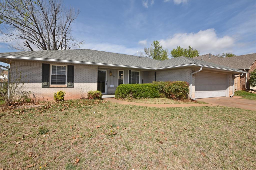 1101 Pin Oak Drive Property Photo