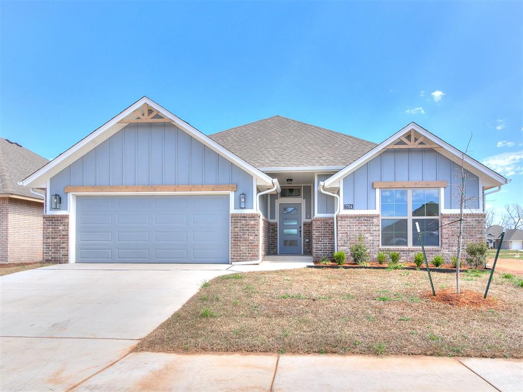 7704 Wilshire Woods Drive Property Photo 1