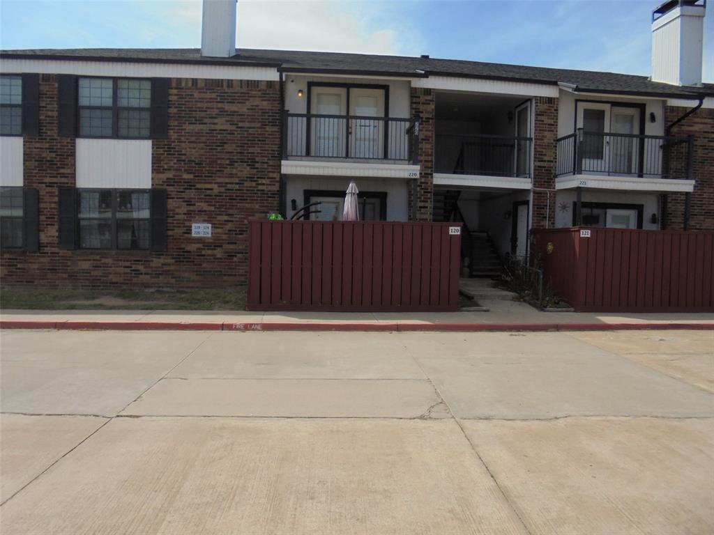 3003 River Oaks Drive 120 Property Photo 1