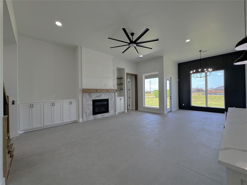 7112 Nw 155th Street Property Photo 10