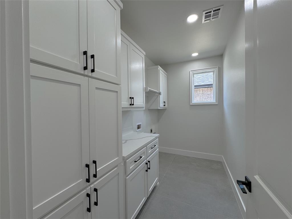 7112 Nw 155th Street Property Photo 29