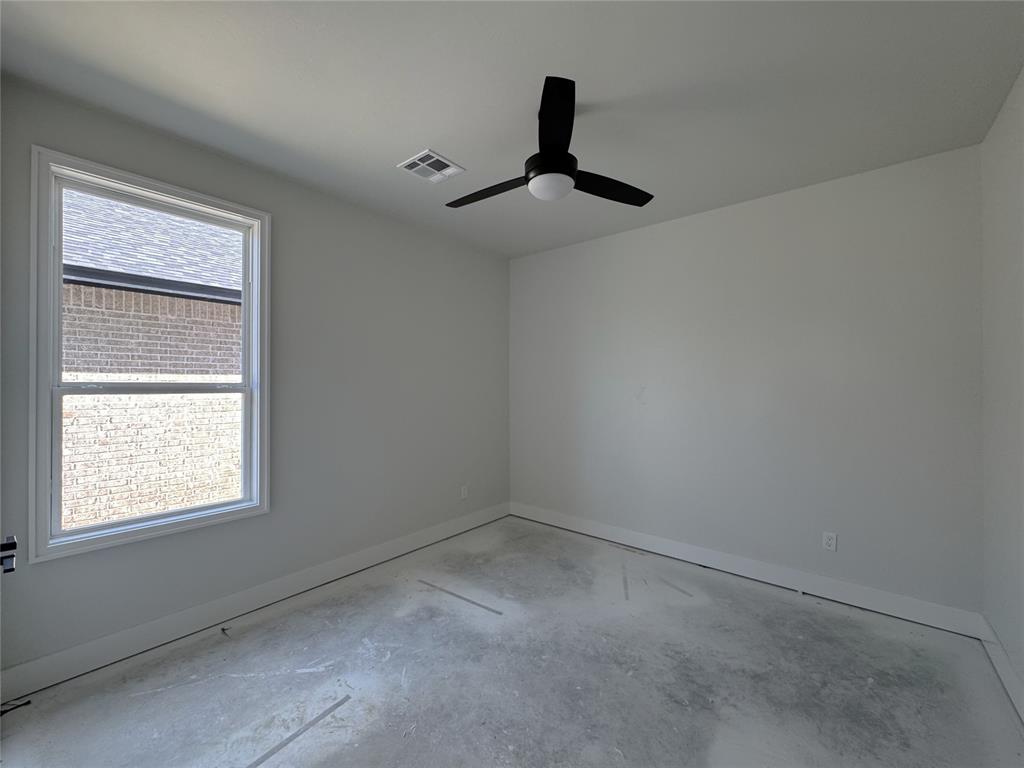 7112 Nw 155th Street Property Photo 33