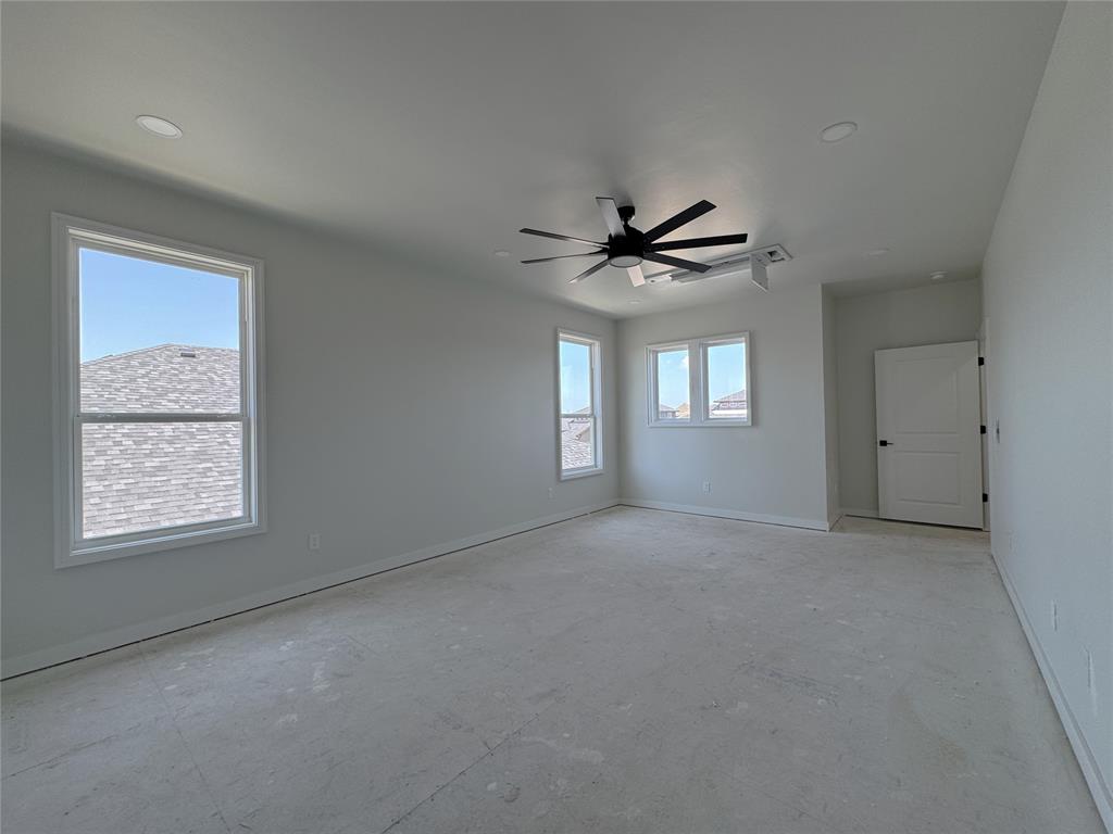 7112 Nw 155th Street Property Photo 35