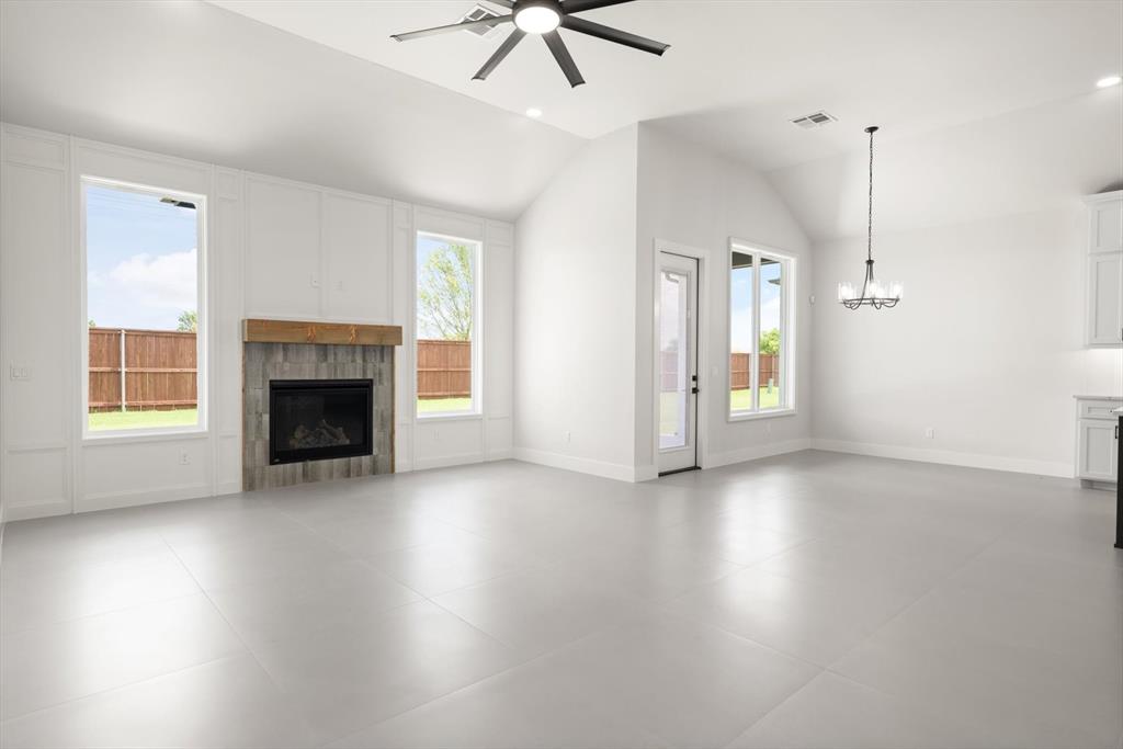 15604 Rockwell Park Lane Property Photo 3