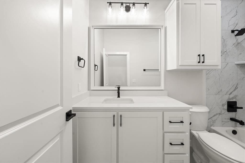 15604 Rockwell Park Lane Property Photo 34